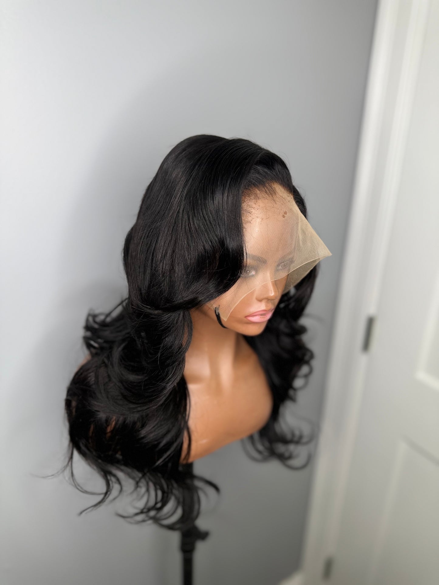 Side part layered wig